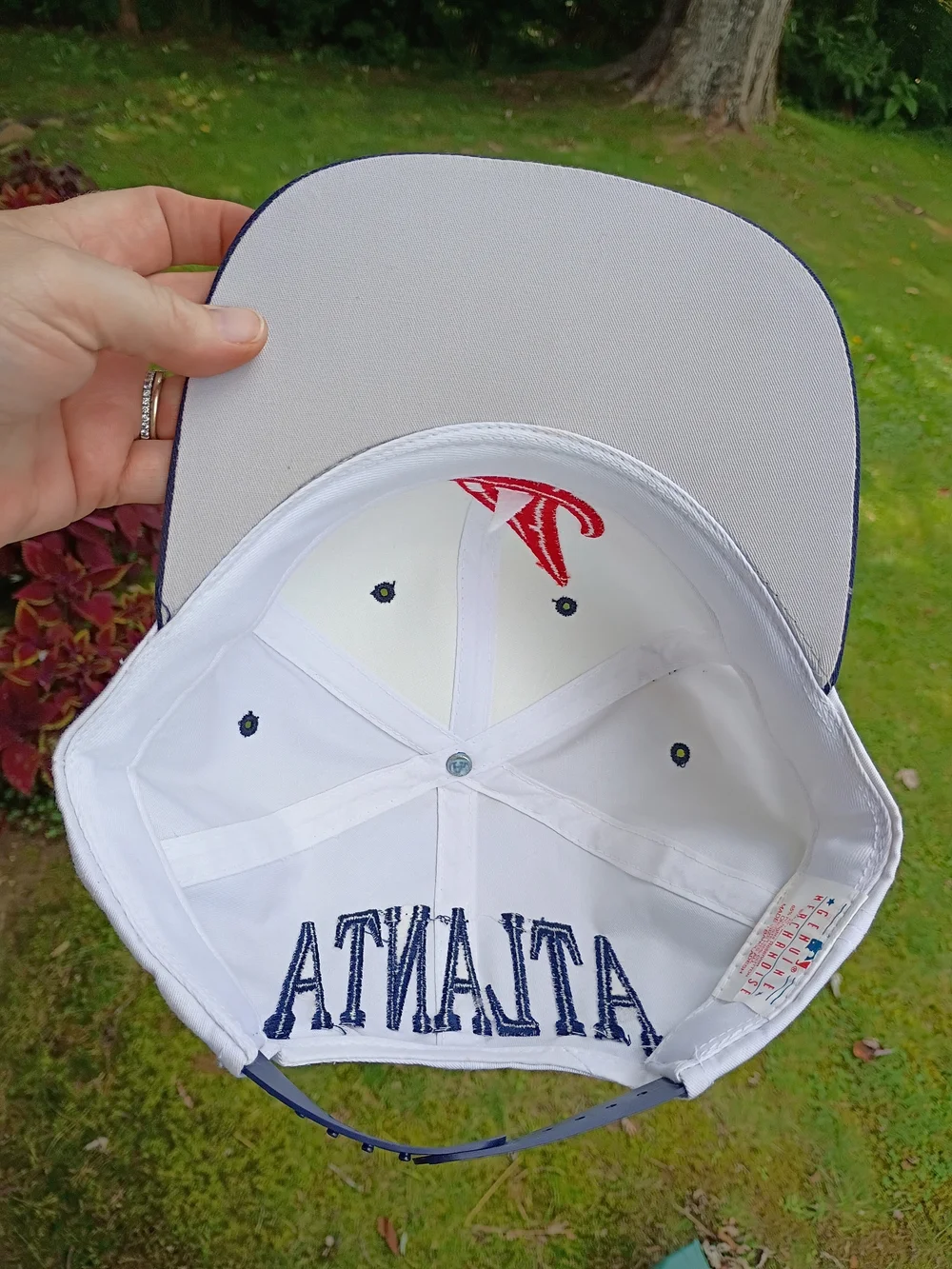 Vintage MLB Drew Pearson Atlanta Braves SnapBack Hat Giant Spellout